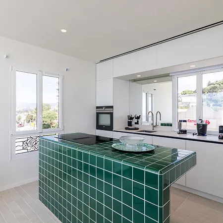 New - Sea View - Splendid דירה