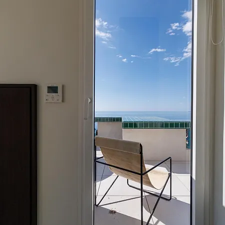 New - Sea View - Splendid דירה ניס