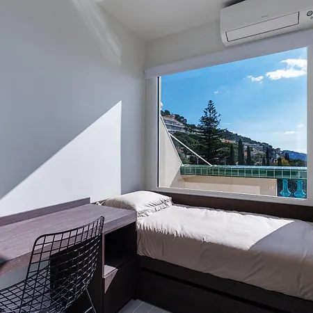 New - Sea View - Splendid