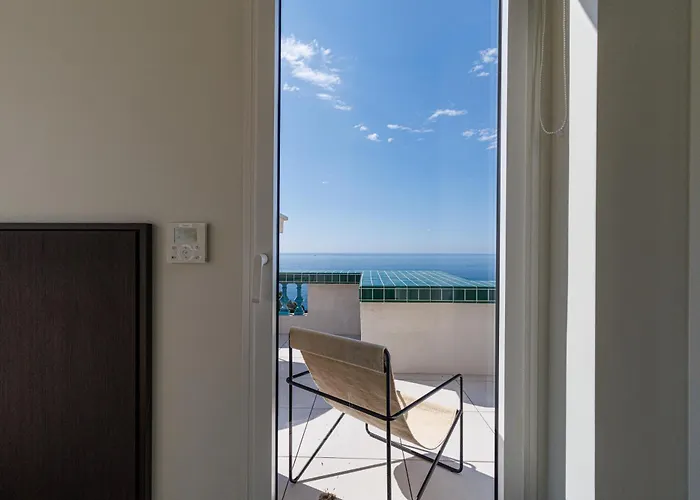 New - Sea View - Splendid Appartement